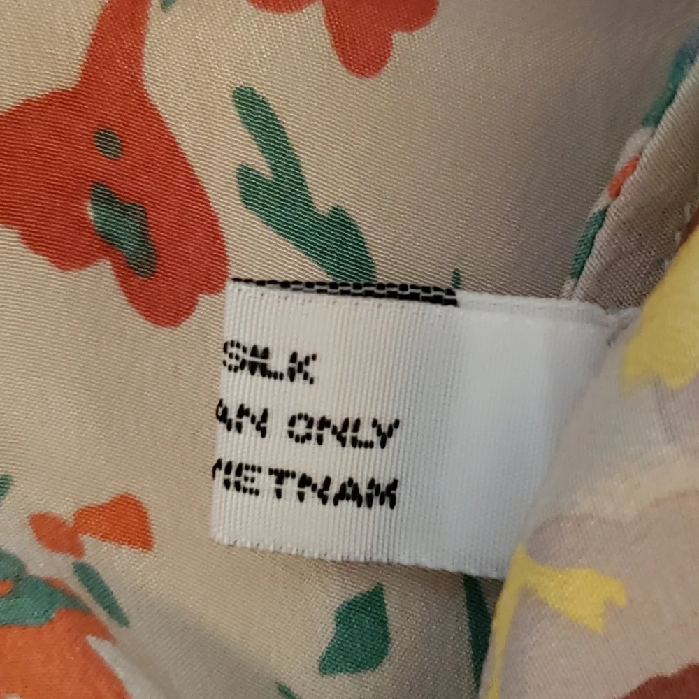 100% Silk Baraschi Floral Dress - Picture 8 of 11